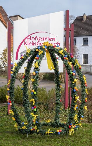 Osterschmuck Kleinheubach Rathaus verkleinert